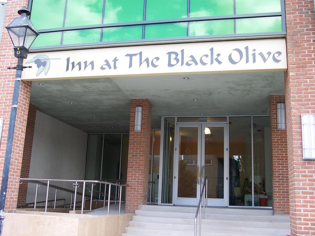 Inn At The Black Olive Baltimore Exterior photo
